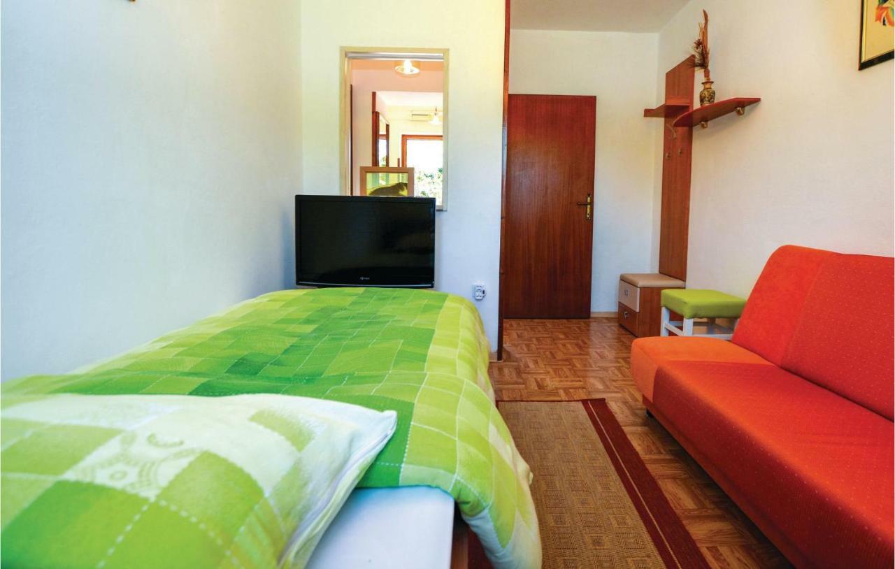 2 Bedroom Awesome Apartment In ポルトローシュ エクステリア 写真